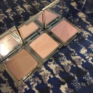 Jouer powder highlighter trio